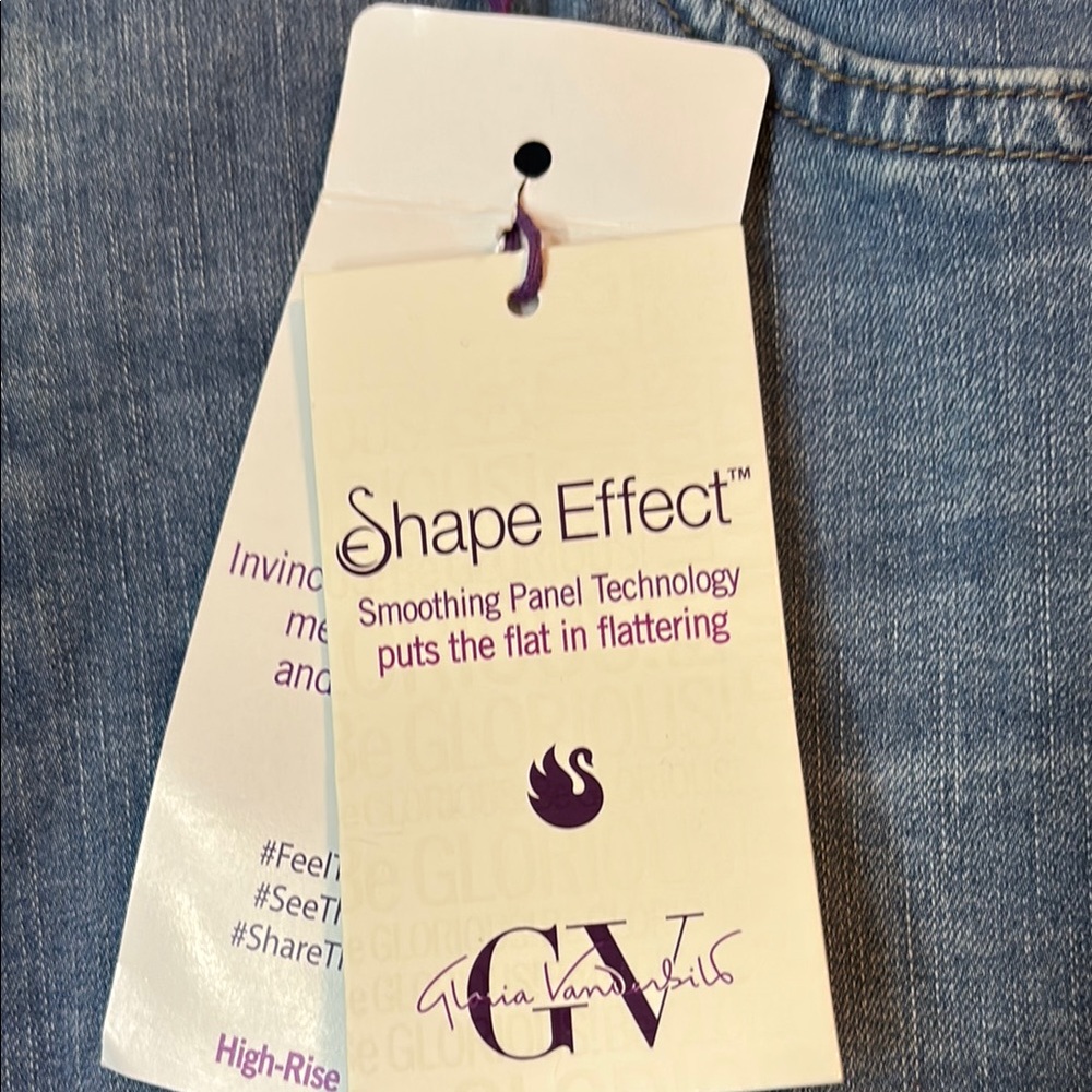 NWT Gloria Vanderbilt Size 20 pull on Blue Flare Jeans - Picture 3 of 6